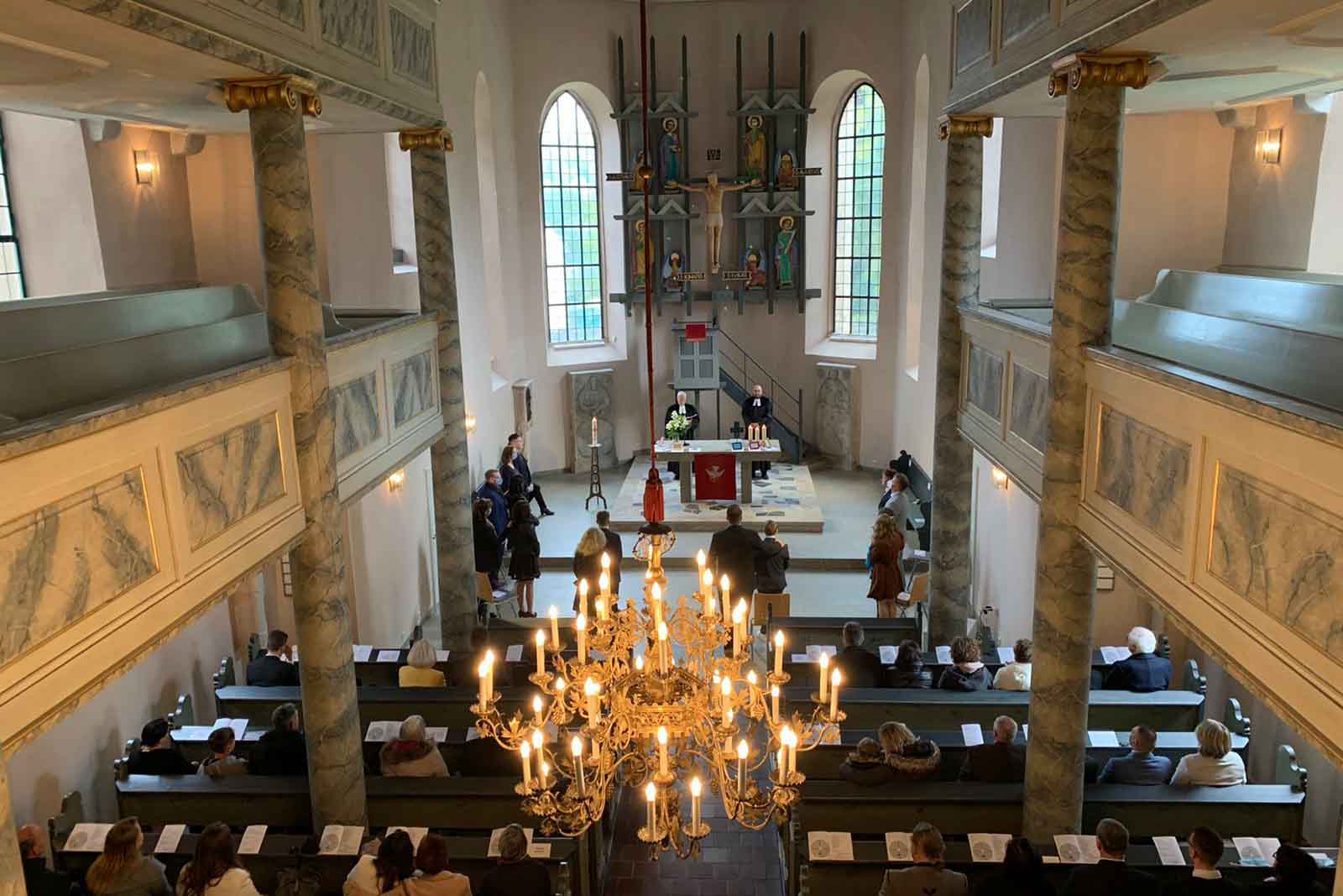 Hier geht es zu einer Diashow, bei der Bilder vom 'GIFF Gottesdienst in Oberkotzau' gezeigt werden.