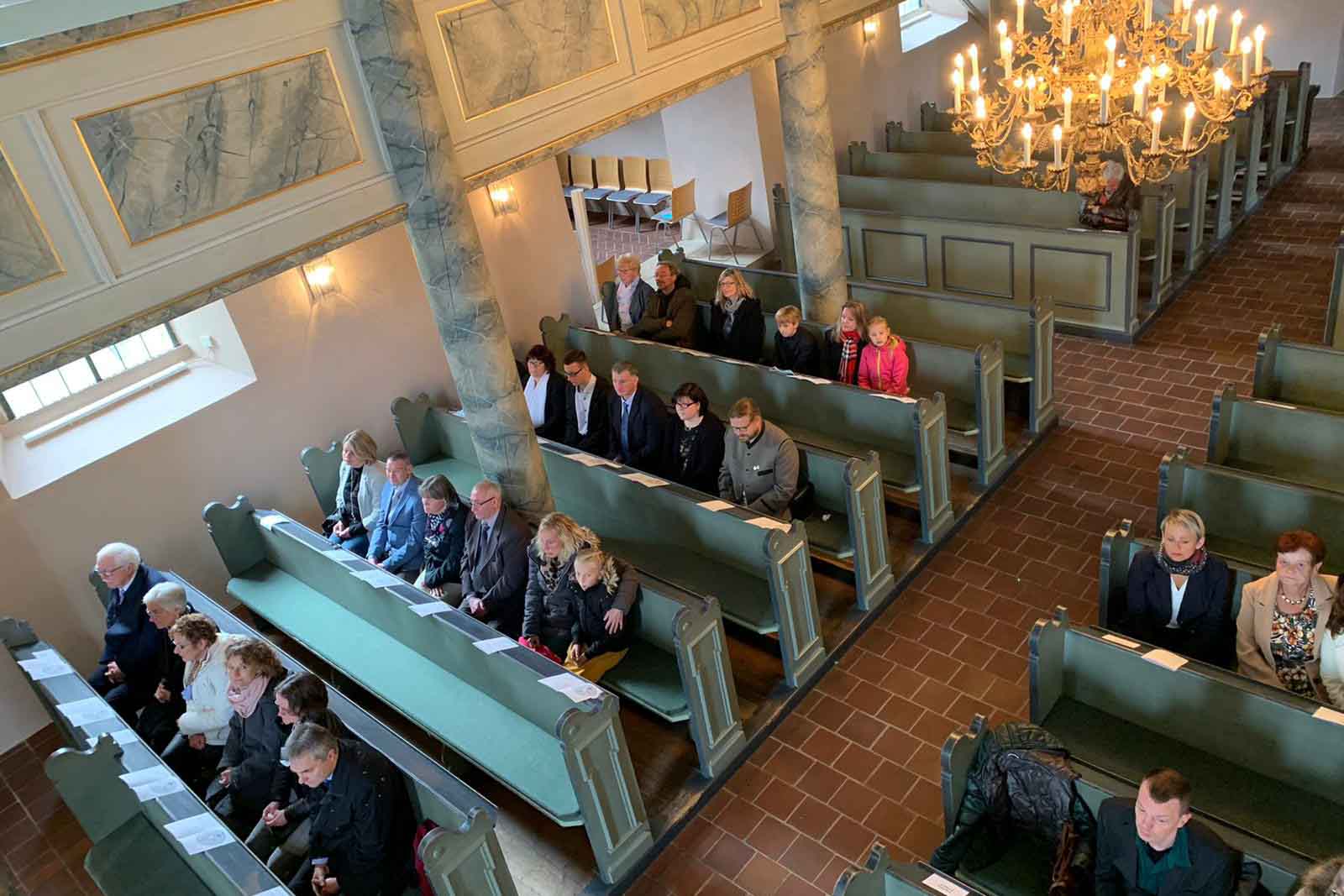 Hier geht es zu einer Diashow, bei der Bilder vom 'GIFF Gottesdienst in Oberkotzau' gezeigt werden.